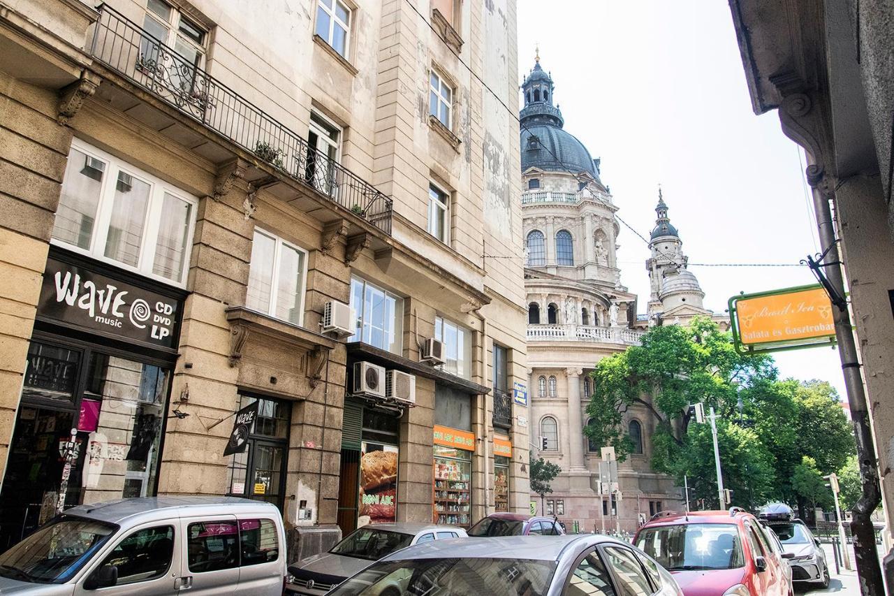 Helena Apartment With View On St. Stephan'S Basilica Budapest Esterno foto