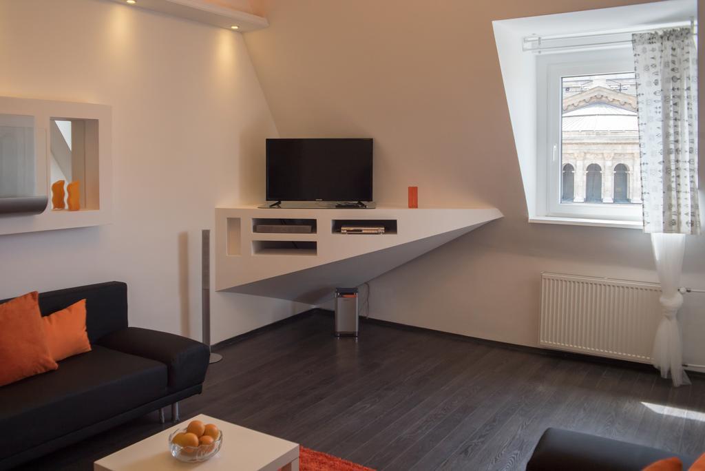 Helena Apartment With View On St. Stephan'S Basilica Budapest Esterno foto